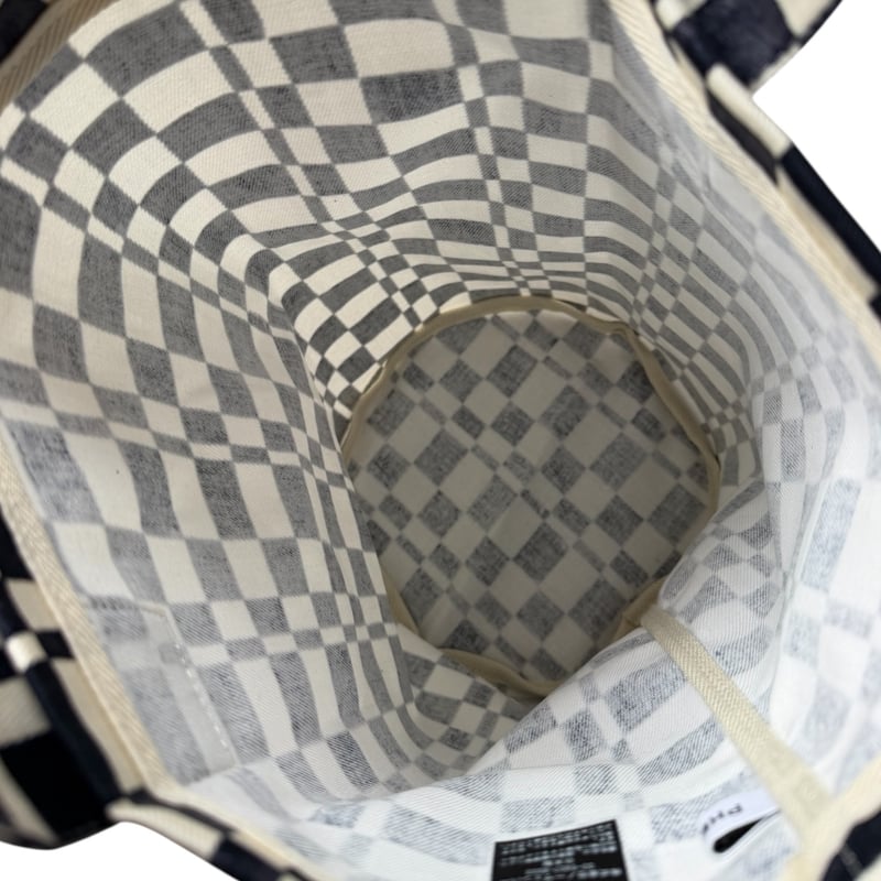 PHEENY / Checkered Bucket Tote Bag | FLUTTER