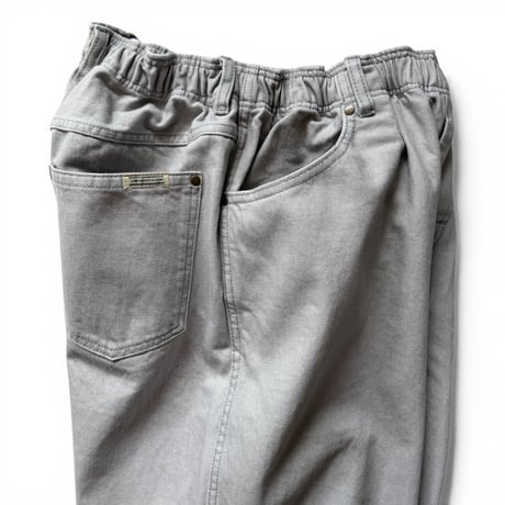 COMFORTABLE REASON / Surface Dyed Denim