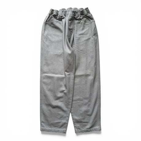 COMFORTABLE REASON / Surface Dyed Denim