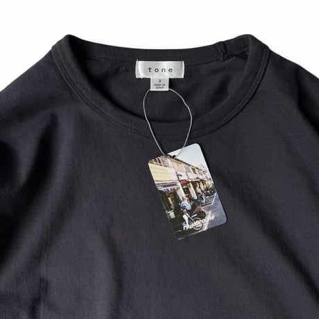 rajabrooke × tone / ARM POCKET L/S TEE