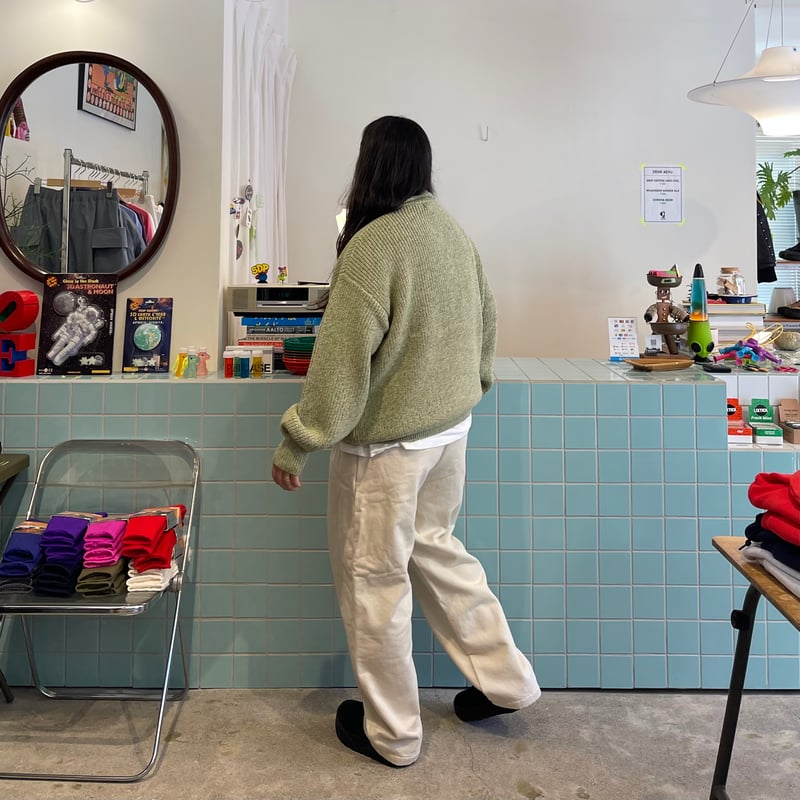 COMFORTABLE REASON / Harf Zip Knit | FLUTTER