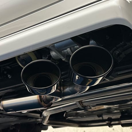 ランクル (3BA-VJA300W)ガソリン車 左右2本出し サイドマフラー（テール：オーバルブラック）