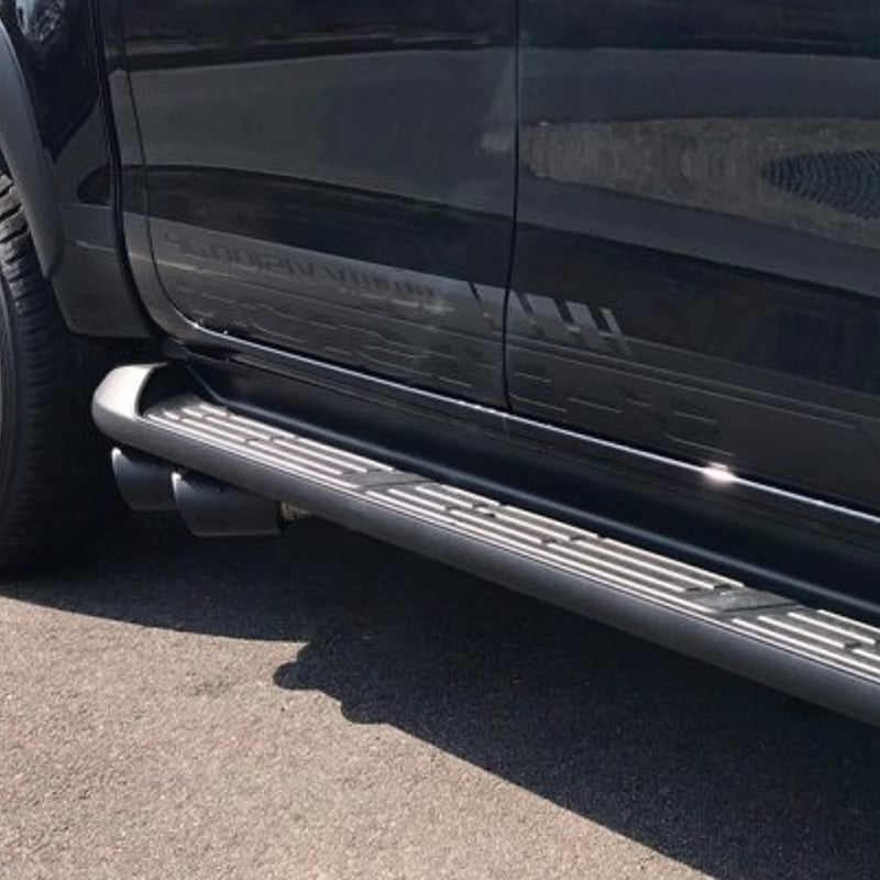 ハイラックス(GUN125) 左右2本出しサイドマフラー（テール：クリア