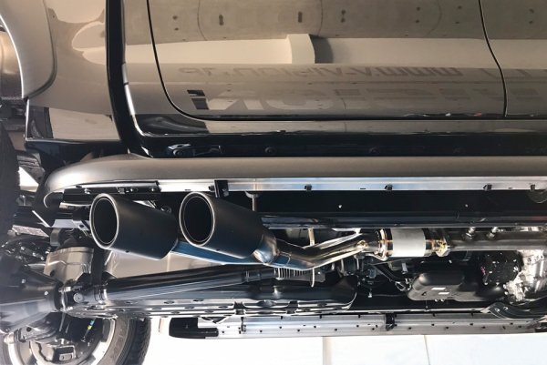 ハイラックス(GUN125) 右片側2本出しサイドマフラー（テール：オーバル
