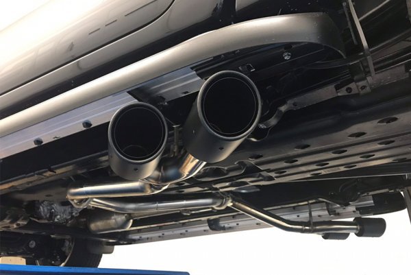 ハイラックス　サイド2本出しマフラー　GUN125 楽天市場】MCLIMB （エムクライム）オリジナル GUN125