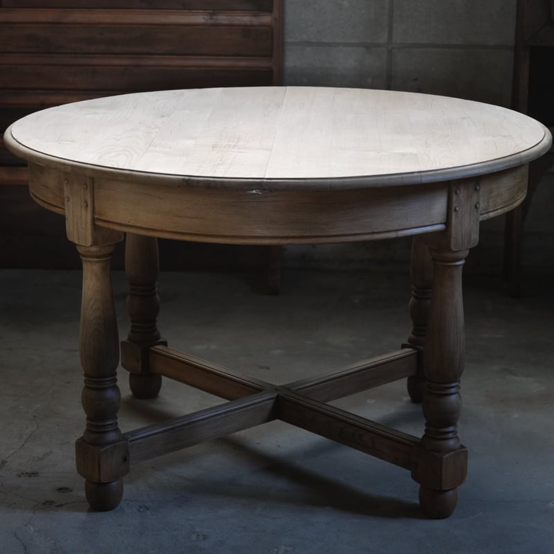 フランスアンティークラウンドテーブル 無垢材のエクステンションラウンドテーブル / 19世紀・フランス