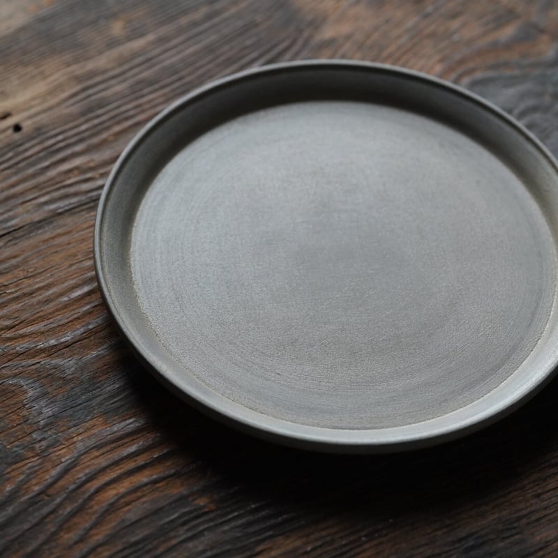 白漆細リム皿 / 富井貴志 | gallery yaichi