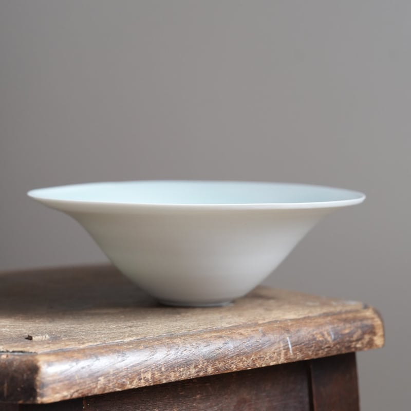 青白磁鉢 / 村田匠也 | gallery yaichi