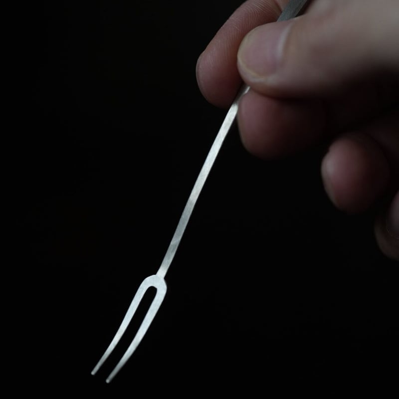 津田清和ガラス蓋物、竹俣勇壱スプーン 津田清和ガラス蓋物、竹俣勇壱スプーン