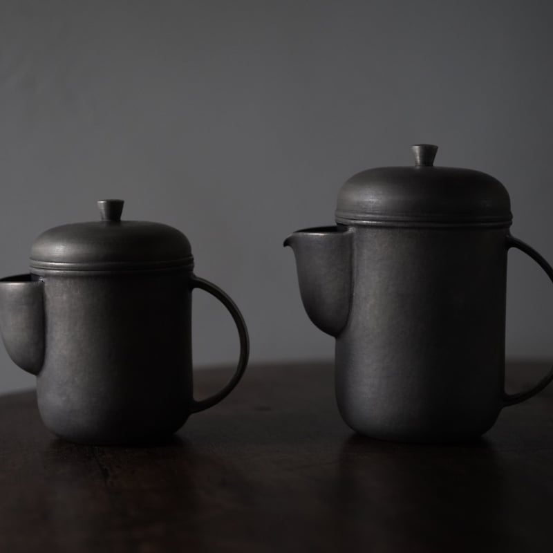 新品未使用　服部竜也　ペリカンピッチャー　黒釉　作家　ポット　器　紅茶　珈琲 銀彩ピューターペリカンポット・ジャグ / 服部竜也 | gallery yaichi