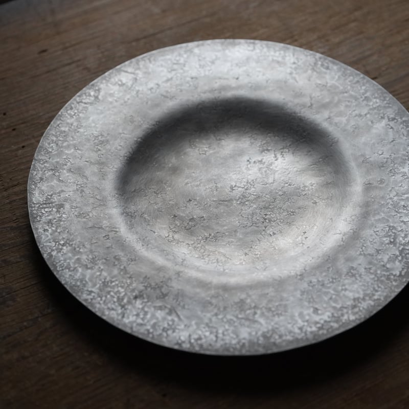 ワイドリム皿_アルミニウム / 渡辺遼 | gallery yaichi