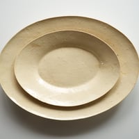 米色青磁オーバル皿_浅 / 安齋新+厚子