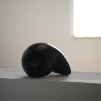 budシリーズ 黒陶線刻文立体作品 / 内田鋼一
