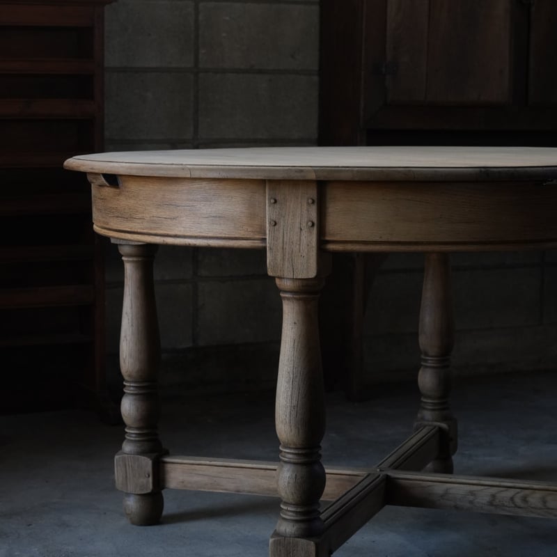 フランスアンティークラウンドテーブル フランスアンティーク家具 ラウンドテーブル.8 ダイニングテーブル