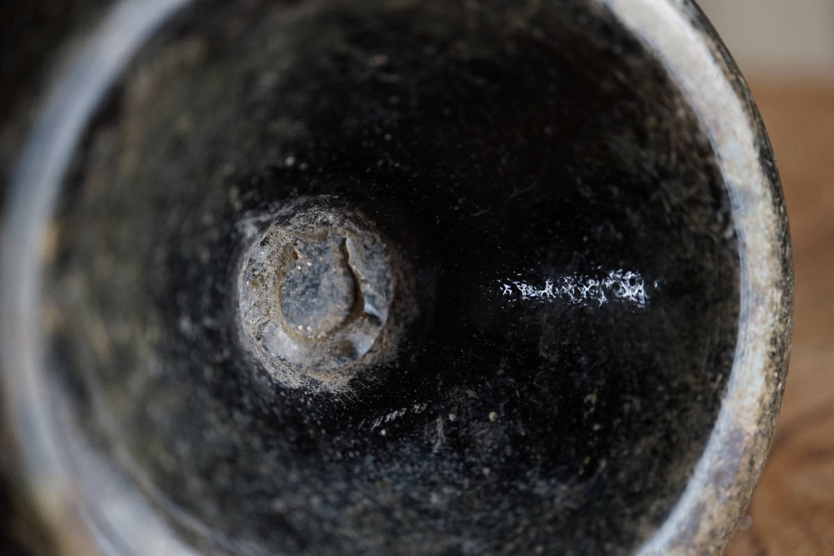 銀化した古いオニオンボトル / 1700年代初頭・オランダ | gallery yaichi