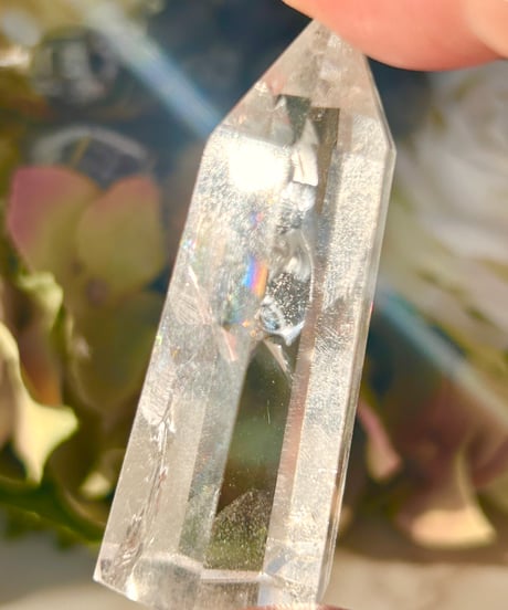 【幸運に導く】レインボー水晶 六角柱ポイント ファントムクォーツ♢クリアクォーツ♢天然石・パワーストーン