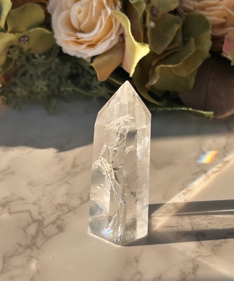 【幸運に導く】レインボー水晶 六角柱ポイント ファントムクォーツ♢クリアクォーツ♢天然石・パワーストーン