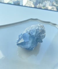 【博愛と休息の石】虹入りセレスタイト原石
