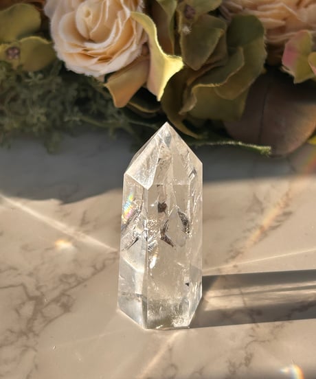 【幸運に導く】レインボー水晶 六角柱ポイント ファントムクォーツ♢クリアクォーツ♢天然石・パワーストーン