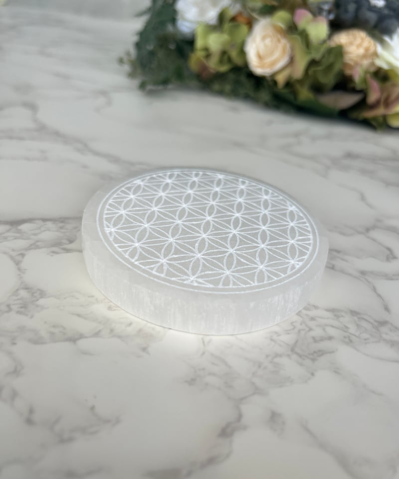 再入荷】【人気】セレナイトプレートのプレート【神聖幾何学・フラワー