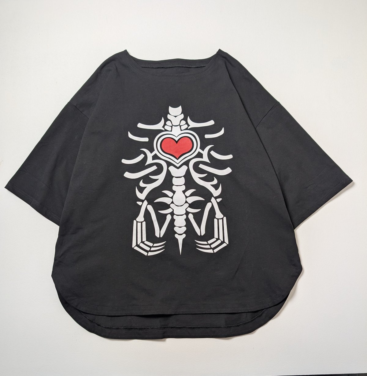 ニディガ展4】あめちゃん着用骨Tシャツ | NEEDY GIRL OVERDOSE OFFI