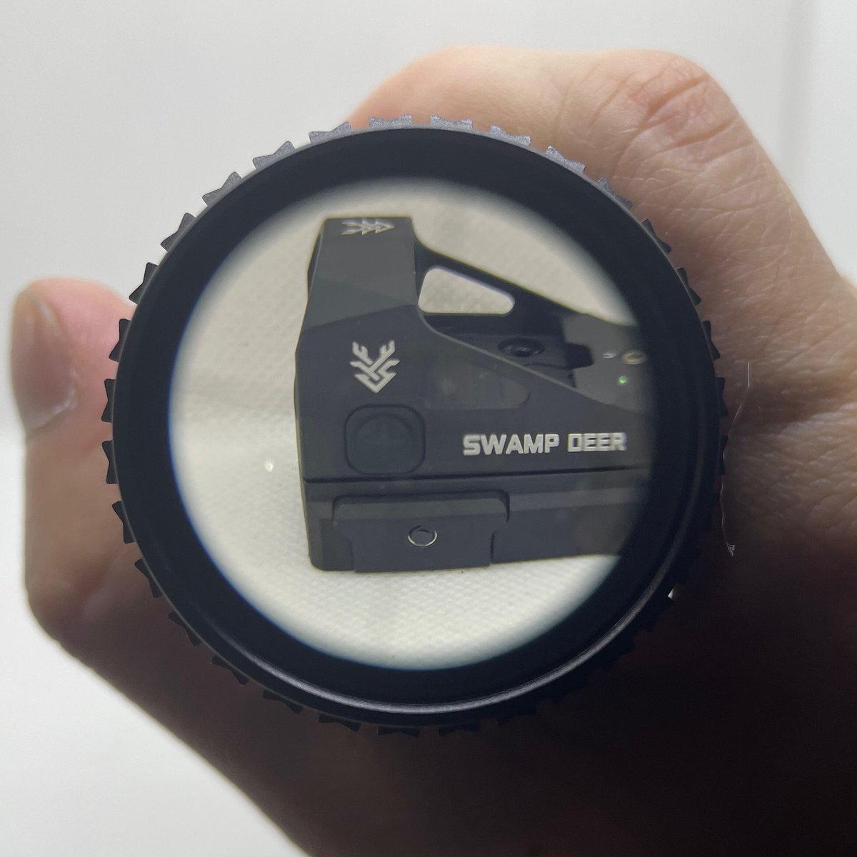 予約注文可】SWAMP DEER OPTICS 1.2-6X24mm IR ショートスコープ 予約注文可】SWAMP DEER OPTICS 1.2-6X24mm IR ショートスコープ