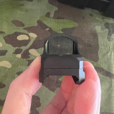 SWAMP DEER OPTICS EQC 1×24 Mini ドットサイト（実銃対応規格）