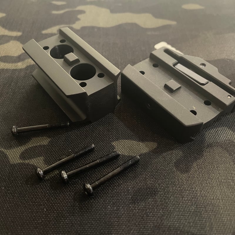 Aimpoint COMP M5 高性能レプリカ レッドドットサイト(実銃対応 Aimpoint COMP M5 高性能レプリカ レッドドットサイト(実銃対応