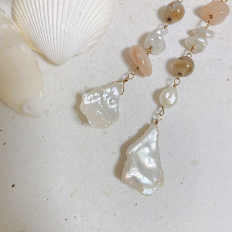 pierce 〗バロック淡水パールの縦長ピアス | mer scintillante pierce 〗バロック淡水パールの縦長ピアス | mer scintillante