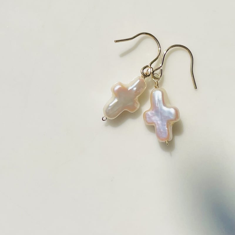 当店の記念日 pierce 〗淡水パールクロスのピアス | mer scintillante アクセサリー