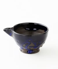 青釉片口　小