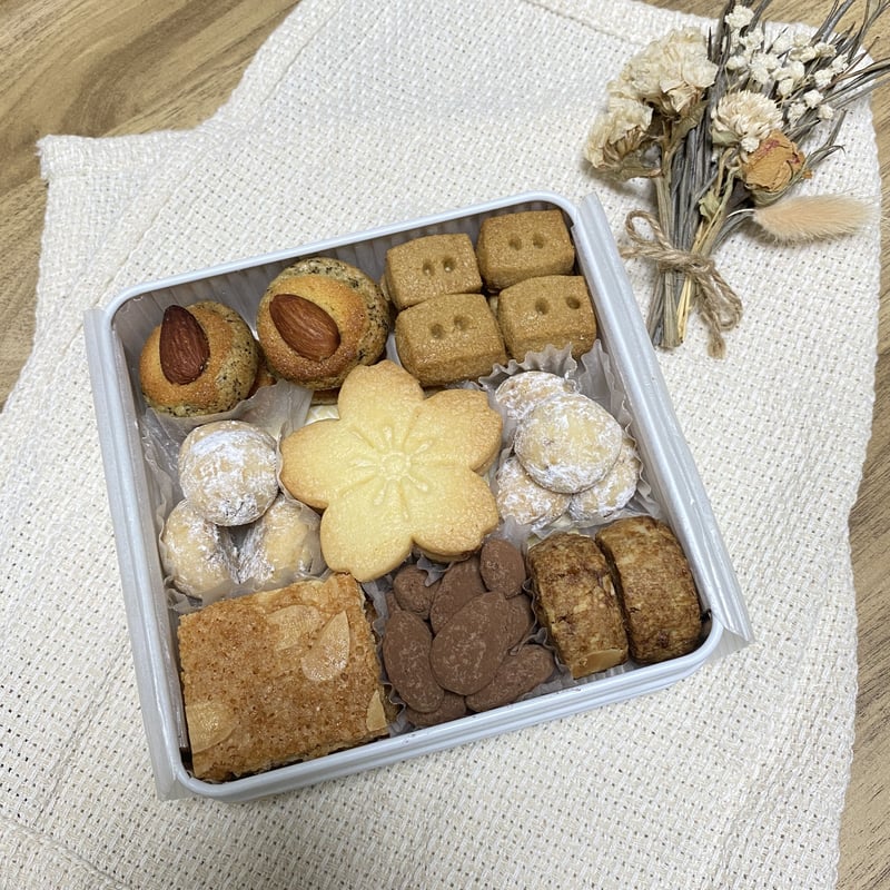 ARTS & SCIENCE アソートクッキー缶 4個セット 坂田焼菓子店 for A&S Assorted Cookiesリニューアル｜ARTS&SCIENCE