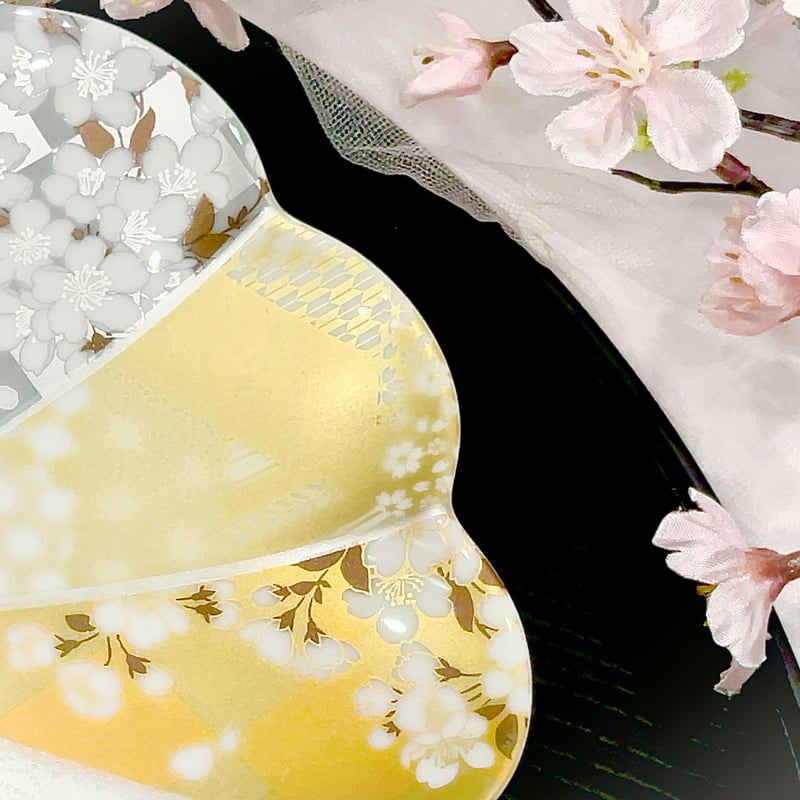 白磁用】櫻の宴 ・ 金箔風＆銀箔風 2色セット A4 （1枚968円) | Christi