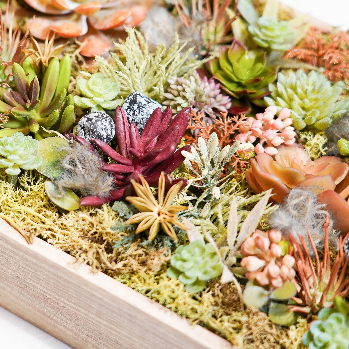 高級 造花 フレーム ウッドフレーム 多肉植物 アレンジメント〈一点