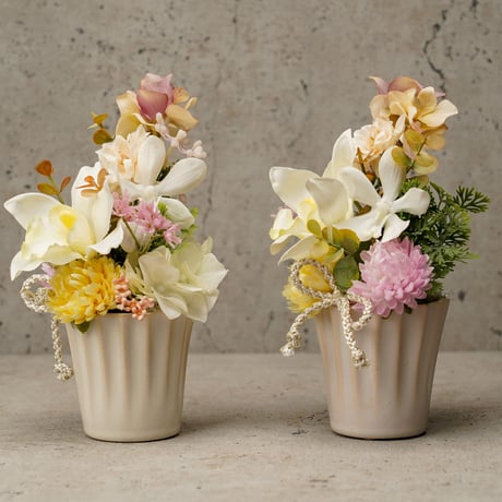 高級 造花　仏壇供花　蘭 パステルミックス　陶器２個セット〈一点もの〉