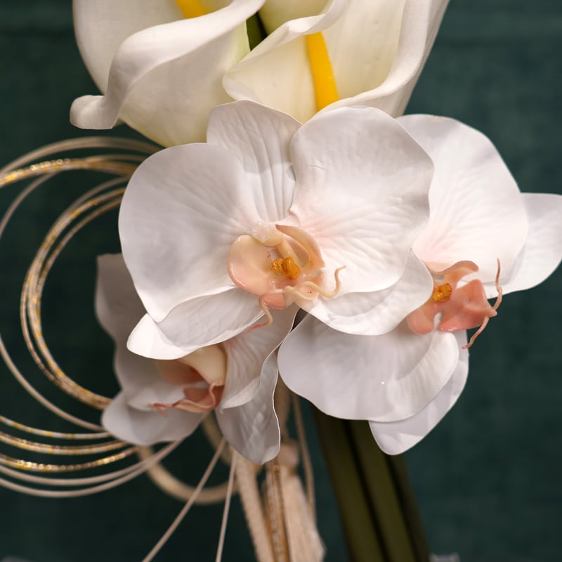 高級 造花 カラーと胡蝶蘭のブーケ〈一点もの〉 | 高級 造花 マリアン