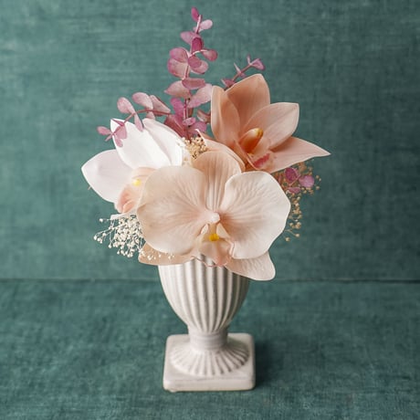 高級 造花　仏壇供花　蘭　白陶器鉢〈一点もの〉