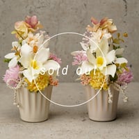 高級 造花　仏壇供花　蘭 パステルミックス　陶器２個セット〈一点もの〉