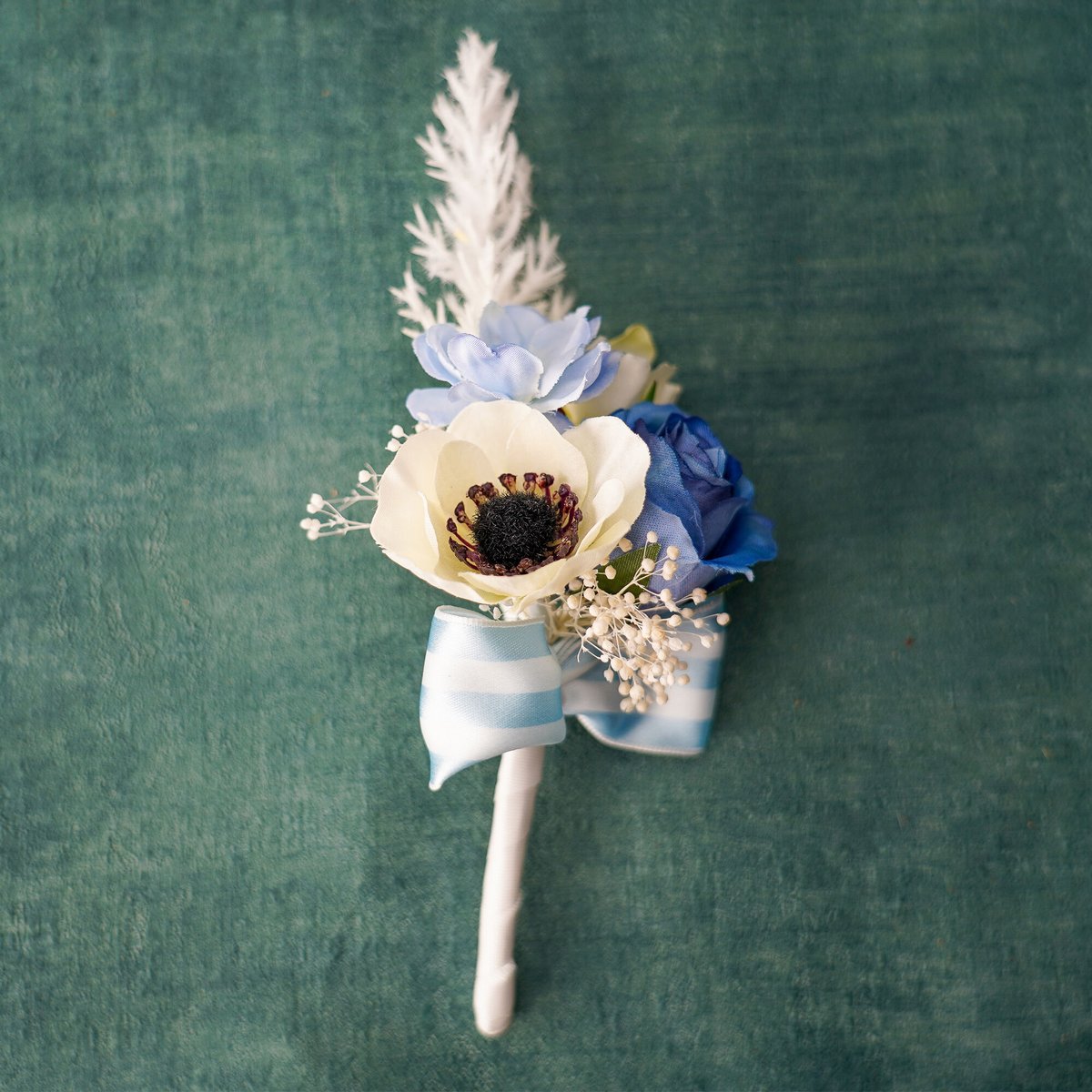 高級造花 白と青のブーケ・ブートニアセット〈一点もの〉 | 高級 造花