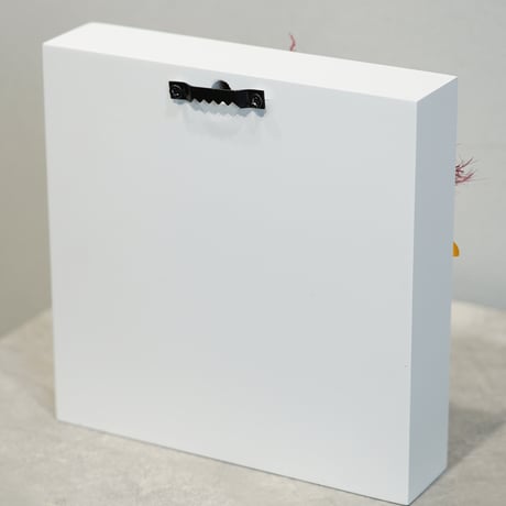 高級 造花　ウッドフレーム ホワイト　黄ナチュラルアレンジメント〈一点もの〉　16cm