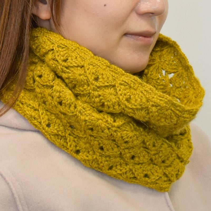 ベビーアルパカで編むハナミズキ模様のスヌードキット 日本製 