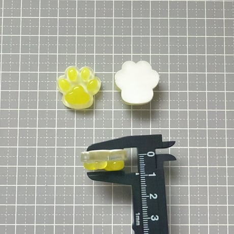 【5個】蓄光ぷっくり肉球【794】