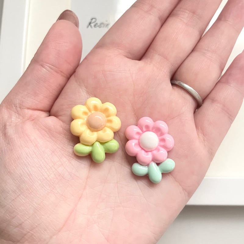 ポップンフラワーズ 4月27日(日)12時よりWebショップにて、村上隆直筆サイン入り
