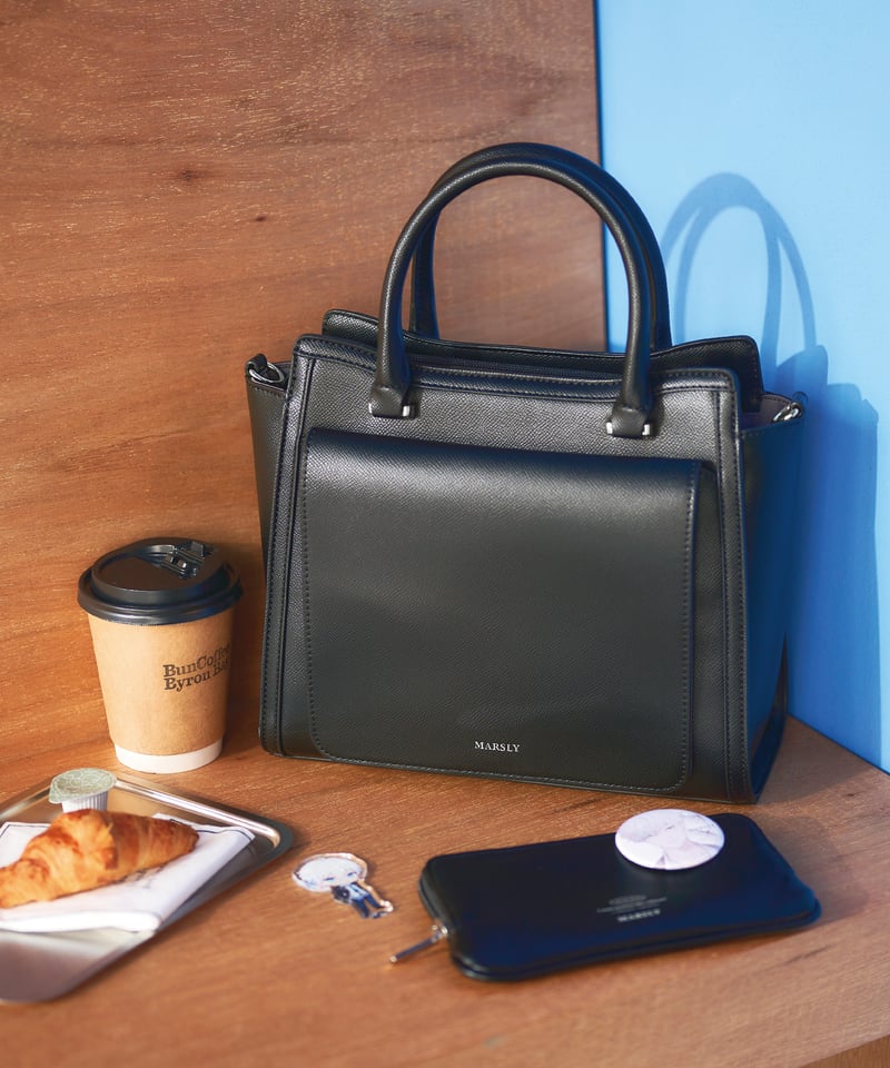 MARS マーズ ギャル　Y2K ブラックコスメ柄ホルターネックトップス MA＊RS - 希少♡レア MARS マーズ トップス Y2K 平成ギャル 黒 リボン