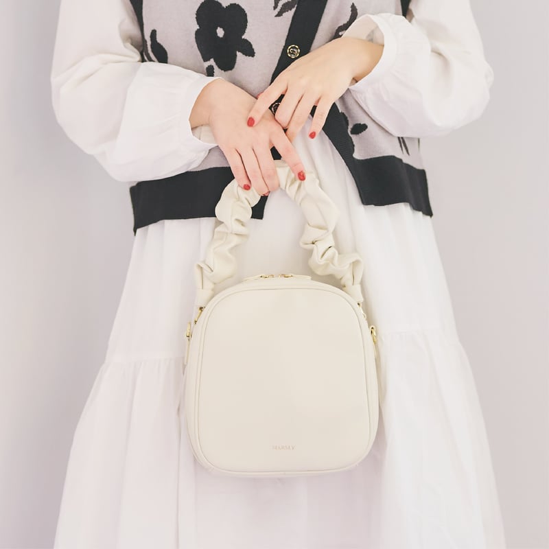 ギャザーハンドルバッグ(off white) | MARSLY ギャザーハンドルバッグ(off white) | MARSLY