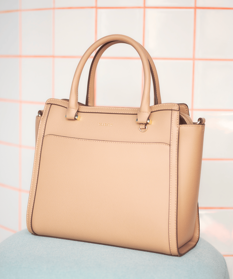 MARSLY マーズリー フラップバッグ mocha beige 痛バッグ 痛バ フラップバッグ（mocha beige） | MARSLY