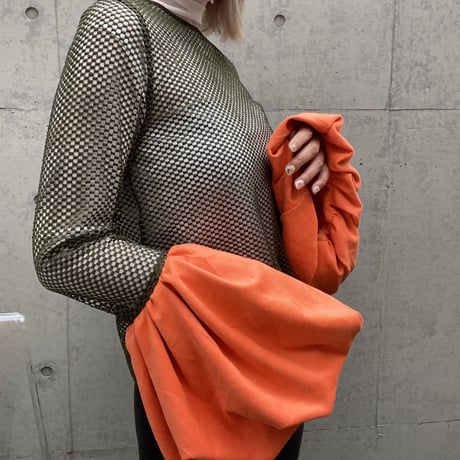 Balloon bell sleeve tops