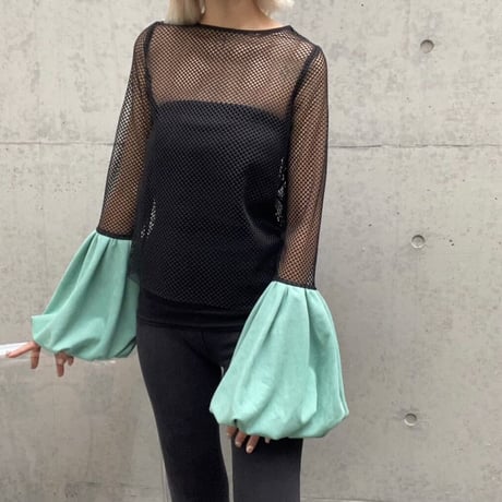 Balloon bell sleeve tops