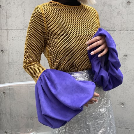 Balloon bell sleeve tops