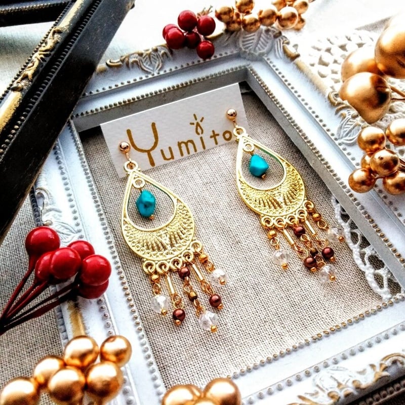 秋のエスニックイヤリング🍁+*【ピアス可】 | ハンドメイド雑貨店  